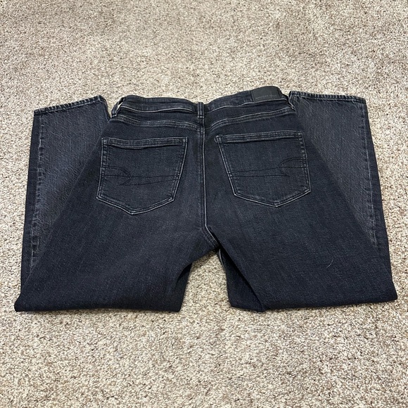 AE Strigid Mom Jean - Picture 3 of 8